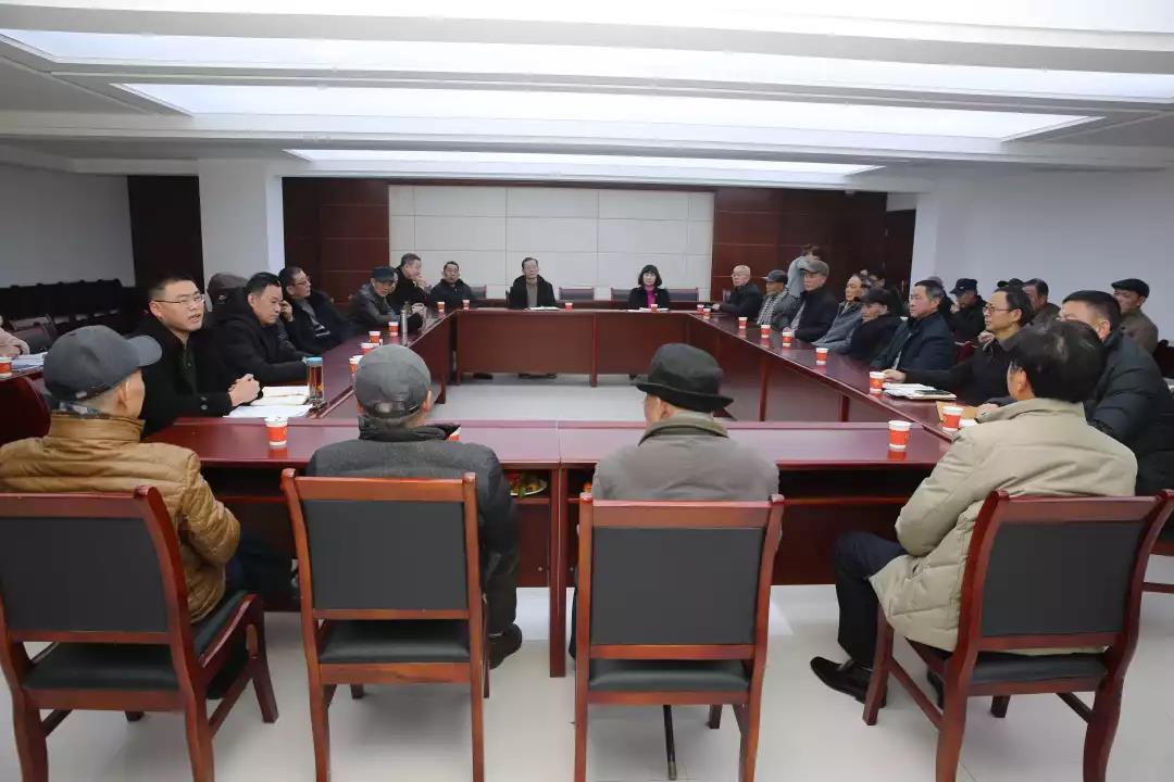 E:\2019年新闻\20190122老干部座谈会\微信图片_20190123085317.jpg