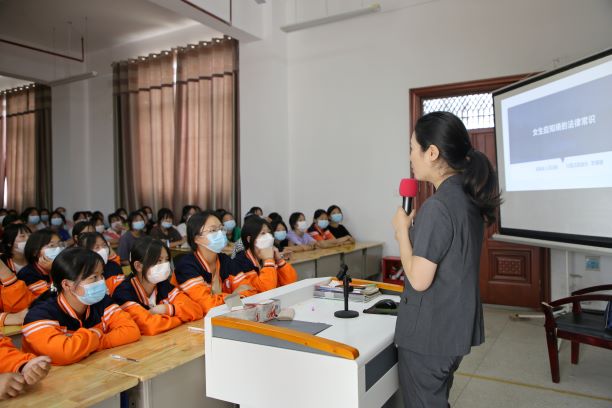 普法宣讲 (1).jpg